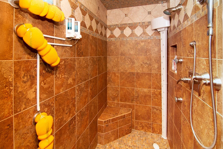 Shower-Listing